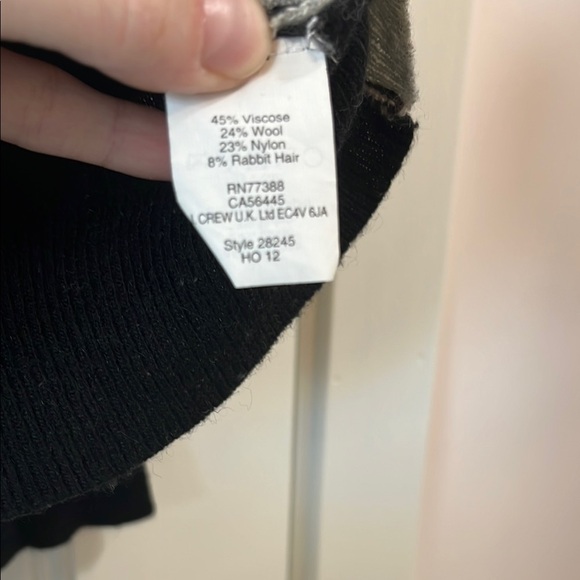 J. Crew Gray and Black Crew Neck Wool Blend Sweater with Bow Pattern - Size S - Picture 16 of 16